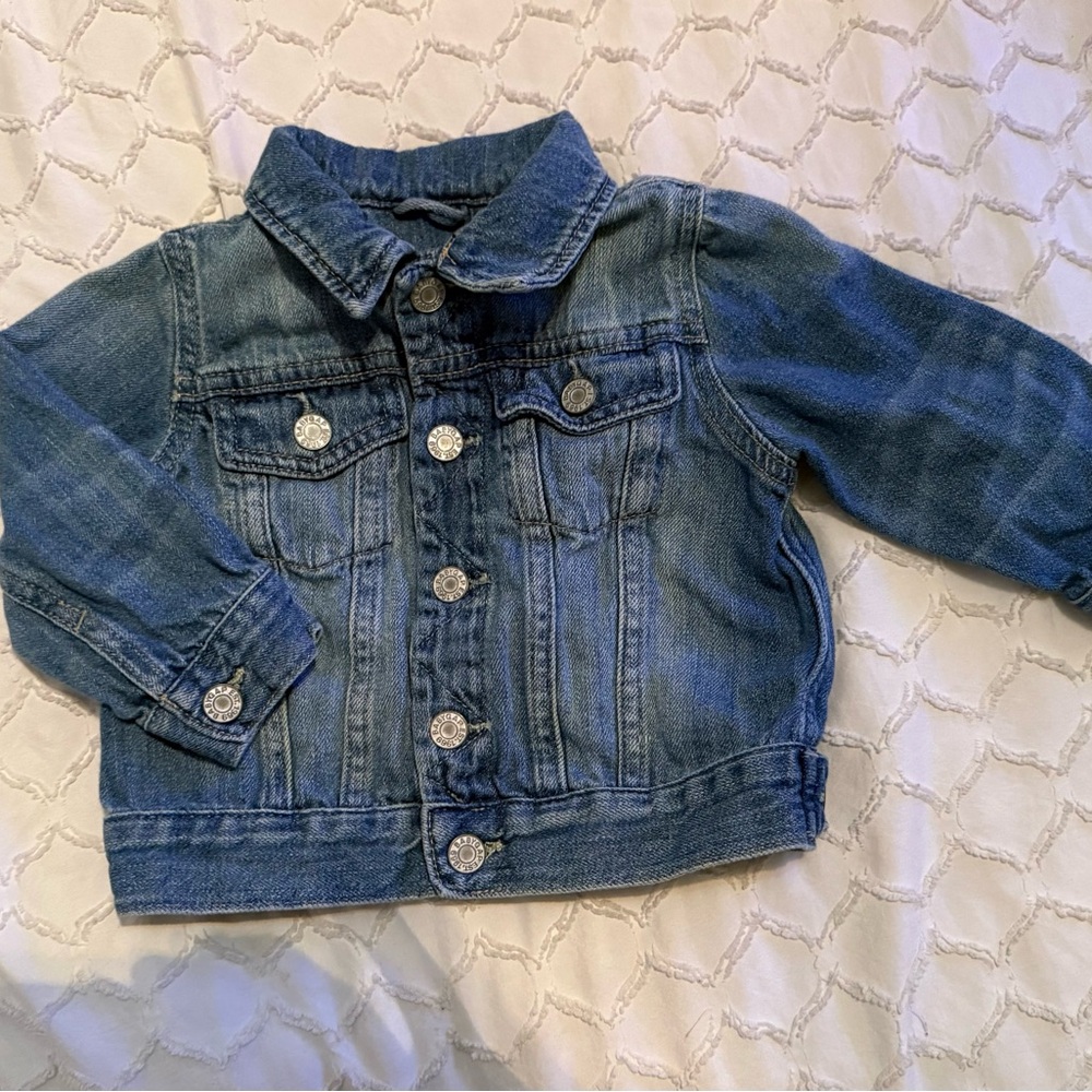 GAP Classic Denim Trucker Jacket